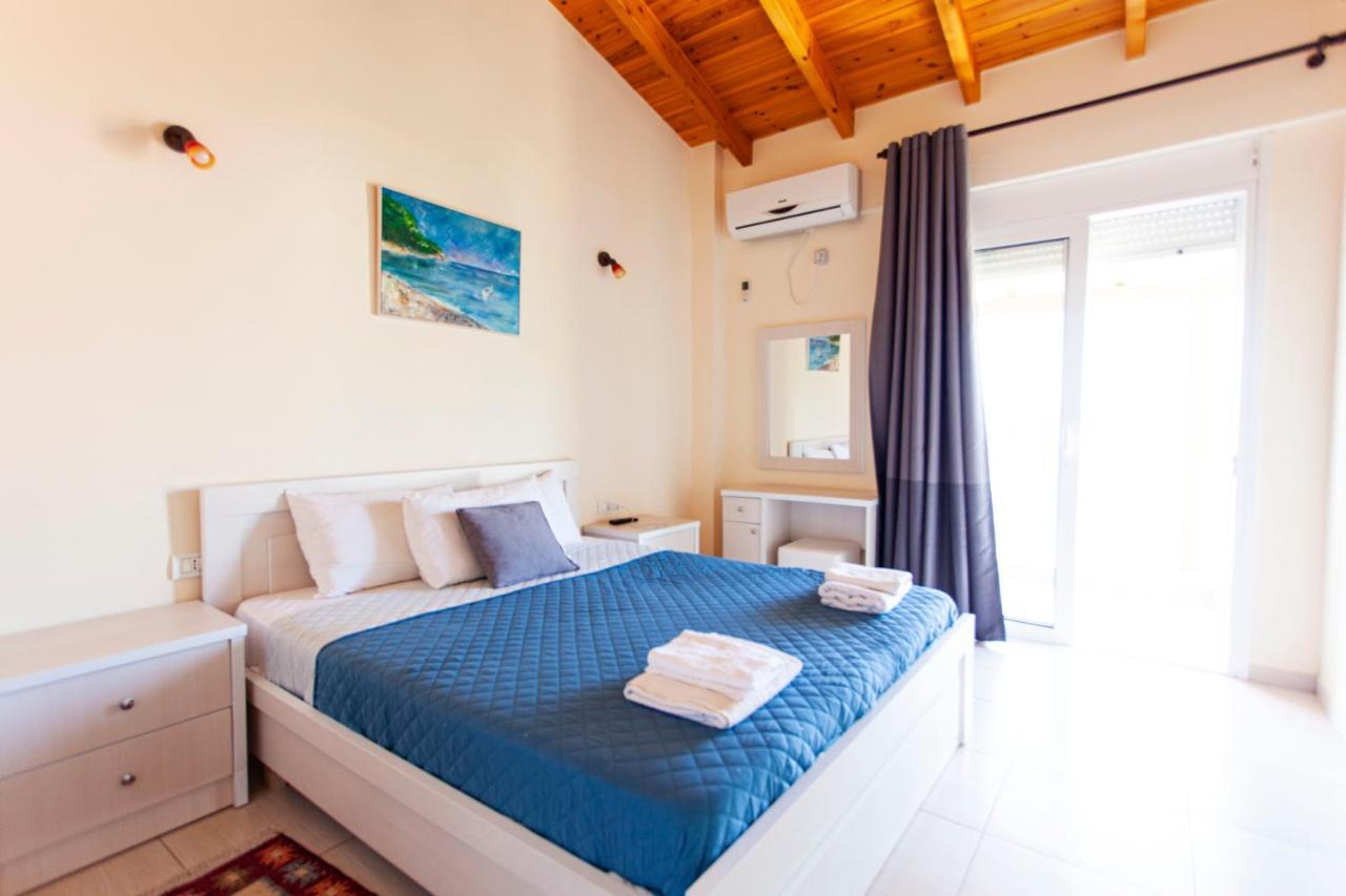 George Hotel Rooms&Suites Himara Kültér fotó