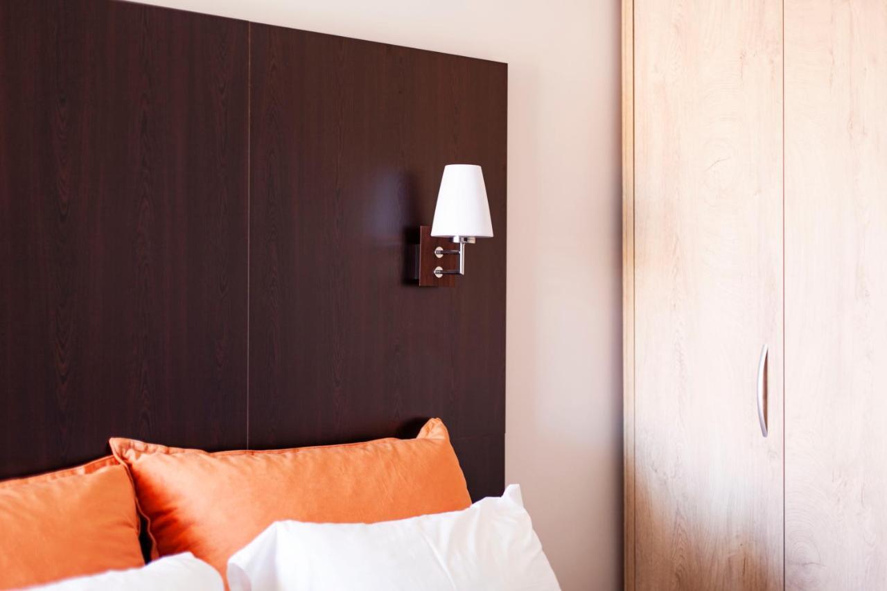 George Hotel Rooms&Suites Himara Kültér fotó