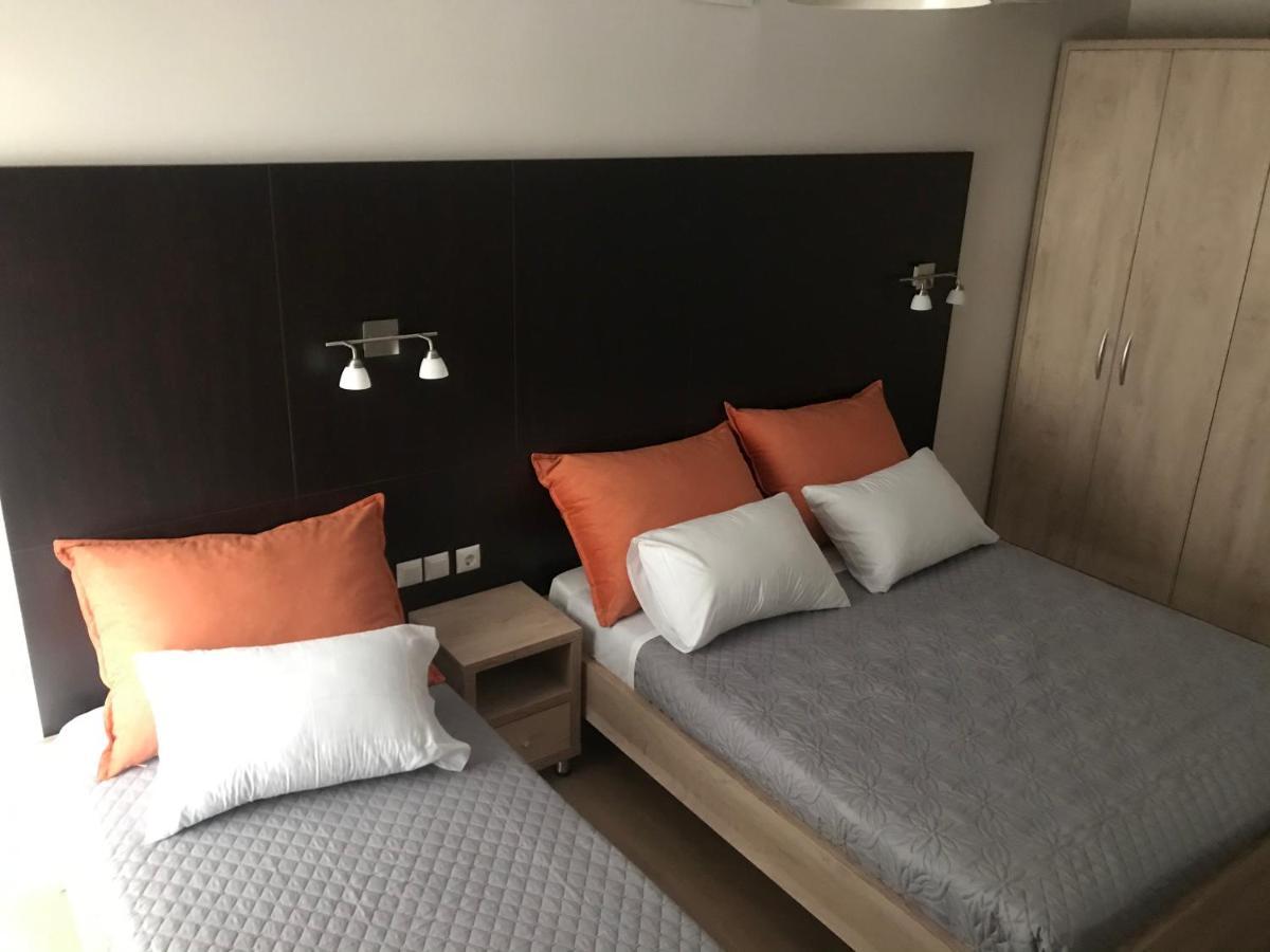 George Hotel Rooms&Suites Himara Kültér fotó