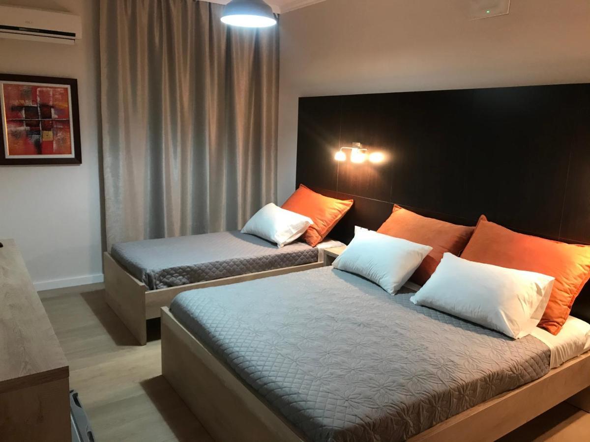 George Hotel Rooms&Suites Himara Kültér fotó