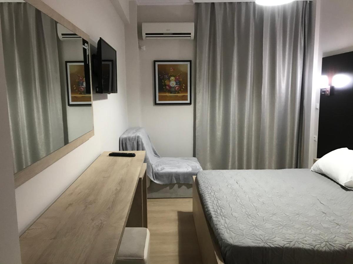 George Hotel Rooms&Suites Himara Kültér fotó