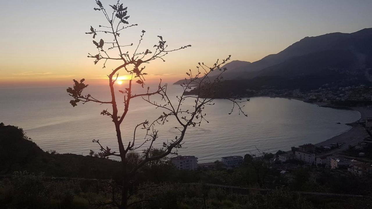 George Hotel Rooms&Suites Himara Kültér fotó